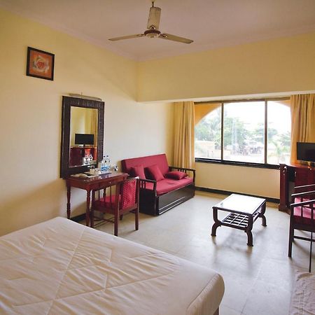 Paradise Isle Beach Resort Удипи Экстерьер фото