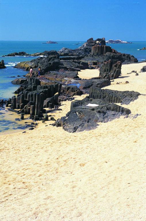 Paradise Isle Beach Resort Удипи Экстерьер фото